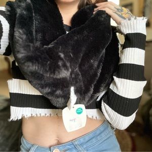 Infinity faux fur scarf from world market! Super soft and pretty. Black color.